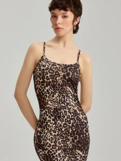 Sukienka maxi bodycone w panterkę