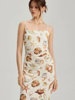 Sukienka mini bodycone w muszelki na ramiączkach