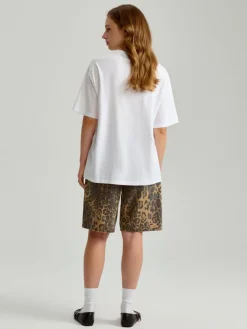Szorty bermudy jeansowe w print panterki