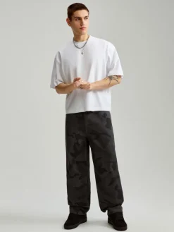 Wzorzyste jeansy super baggy fit camo
